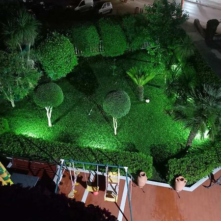 Готель Vila L Будва Екстер'єр фото